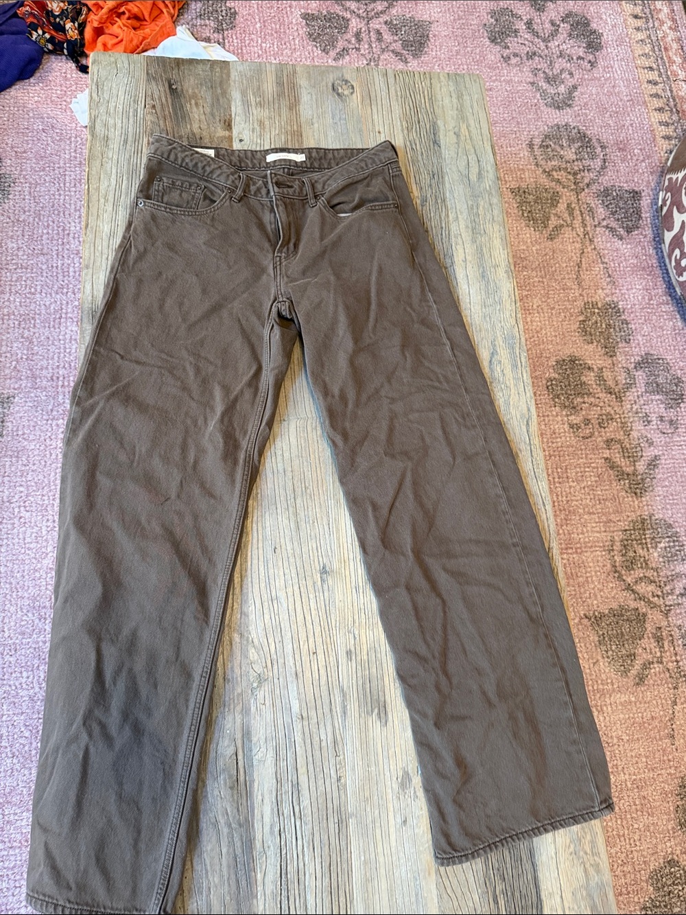 Levi's Women's Straight Jeans in Brown